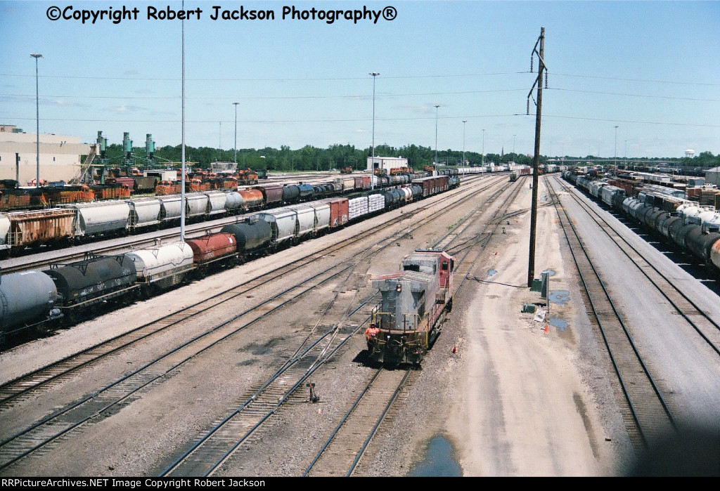 Sequence shot #5--old ATSF "Warbonnet!"